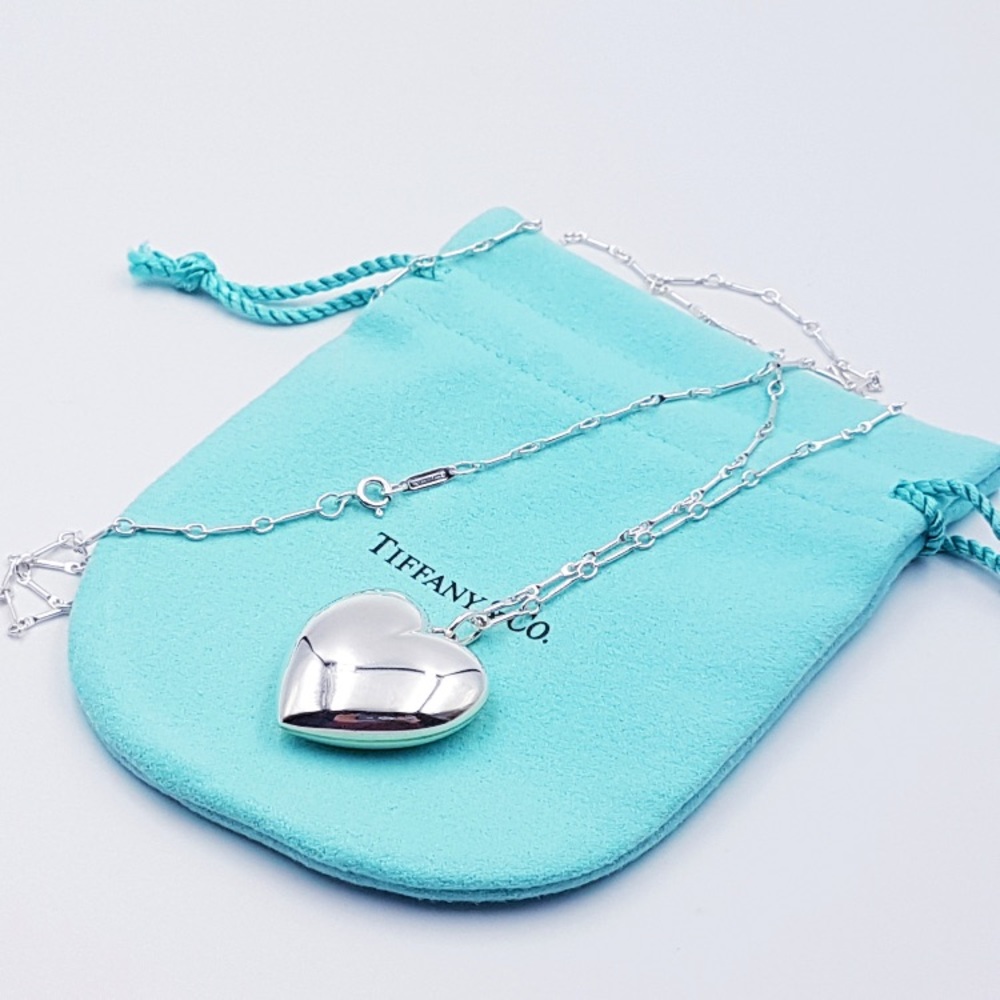 Tiffany Sterling Silver Heart Pendant Necklace - Picture 2 of 8
